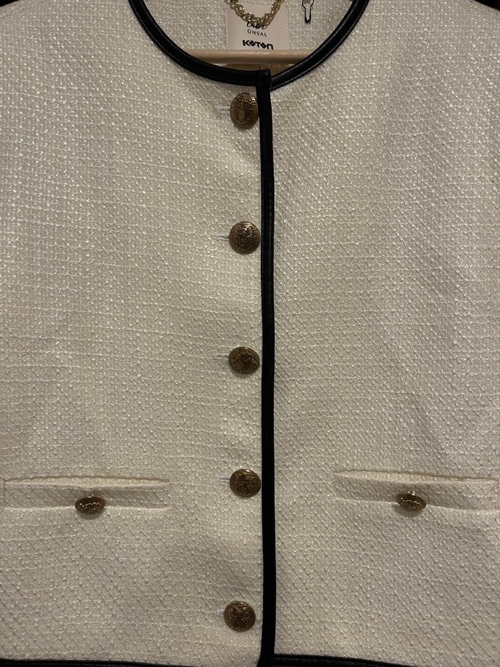 Düğmeli Beyaz Kadın Ceket- 38 Beden-Koton - Görsel 2