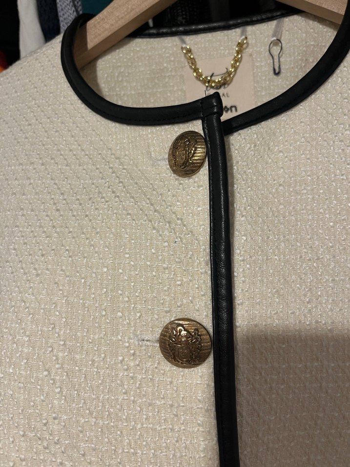 Düğmeli Beyaz Kadın Ceket- 38 Beden-Koton - Görsel 4