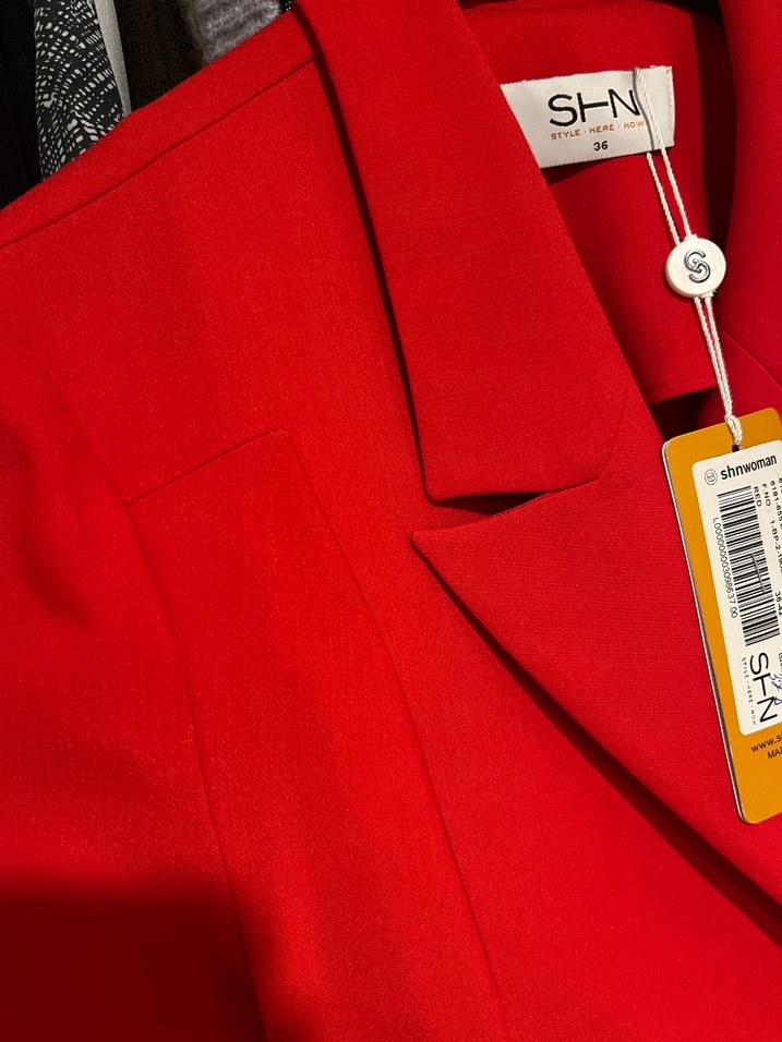 Düğmeli Kırmızı Ceket Elbise - Görsel 4