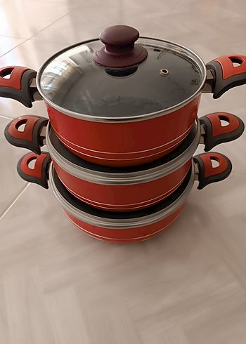 Kırmızı Tencere Seti 3'lü Kapaklı