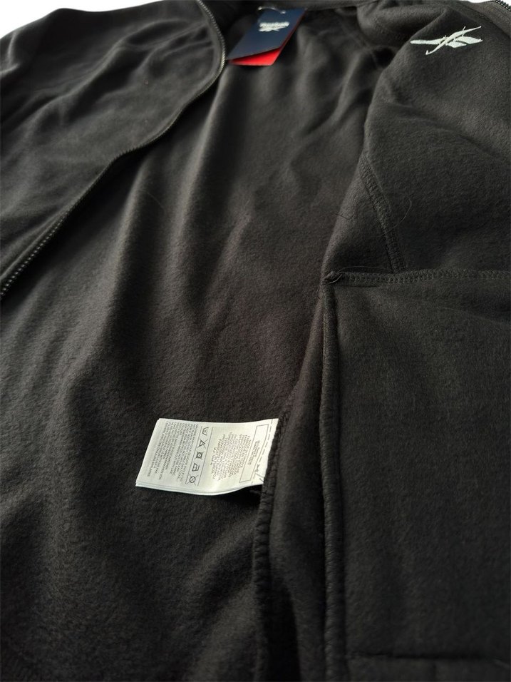 Fermuarlı Siyah Uzun Kollu Atletik Ceket - Görsel 4