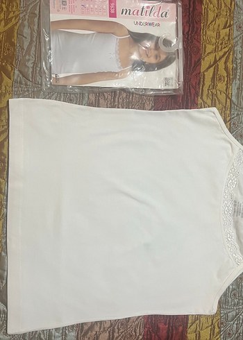 Beyaz Kız Çocuk Atlet