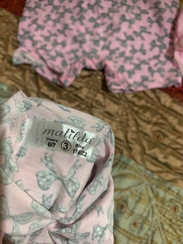 3 adet çamaşır - Görsel 2