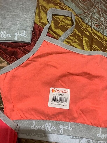 3 adet çamaşır - Görsel 3