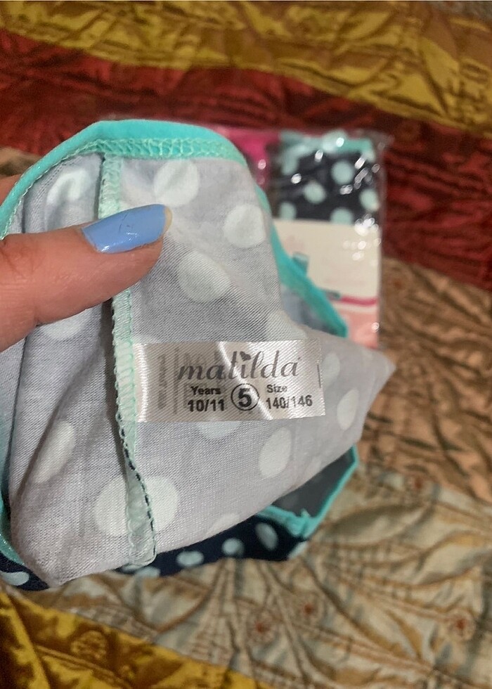 3 adet çamaşır - Görsel 2