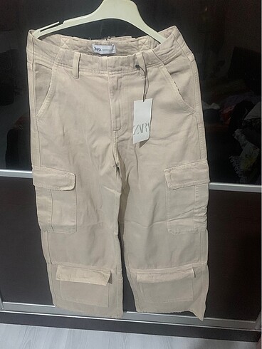 Zara pantolon Xs-S uyumlu