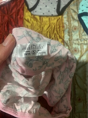 3 adet çamaşır - Görsel 2