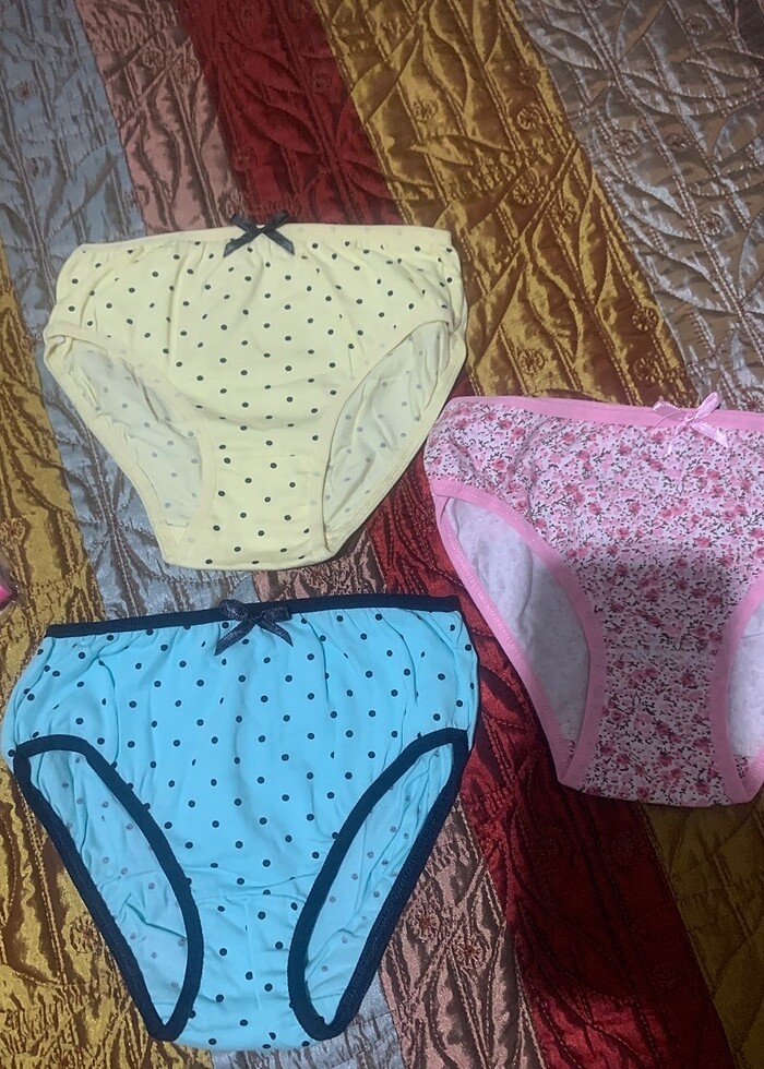 3 adet çamaşır - Görsel 2