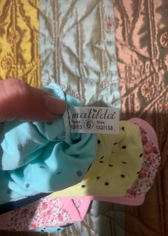 3 adet çamaşır - Görsel 3