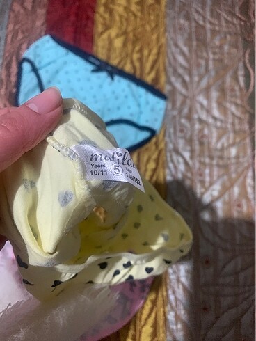 3 adet çamaşır - Görsel 2