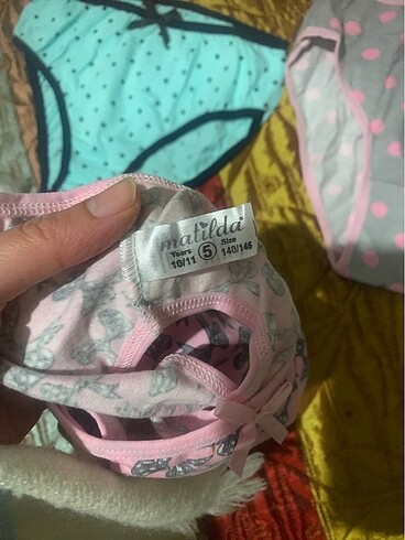 3 adet çamaşır - Görsel 2