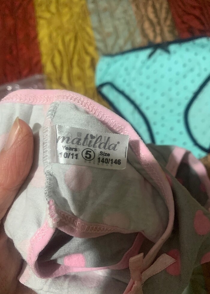 3 adet çamaşır - Görsel 2