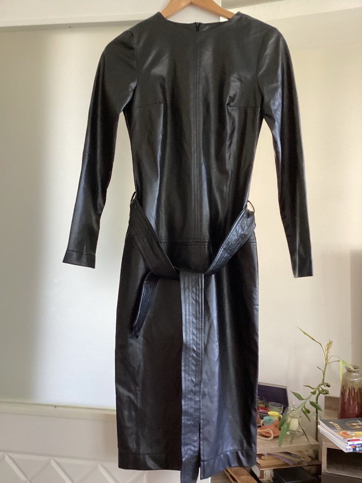 DERİ ELBİSE KUŞAKLI - Görsel 2