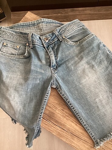 KADIN JEANS ŞORT