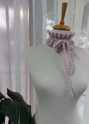 Bej Fırfırlı Örgü Kadın Boyunluk - Görsel 3