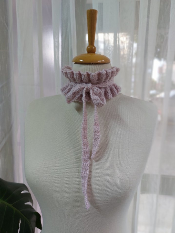 Bej Fırfırlı Örgü Kadın Boyunluk - Görsel 4