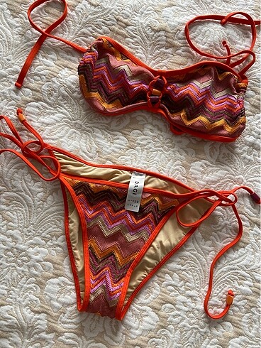 m Beden Dagi bikini
