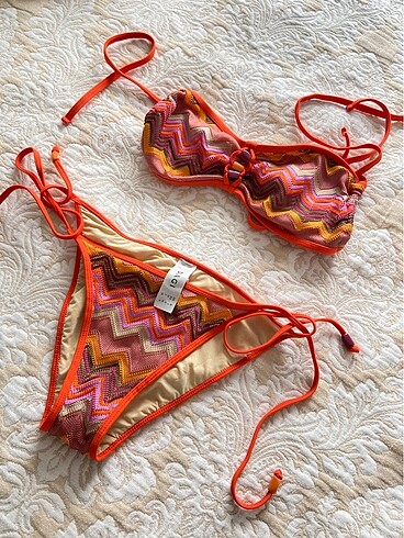 Dagi bikini