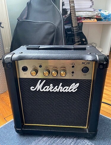 MARSHALL MG10 ELEKTRO GİTAR AMFİSİ