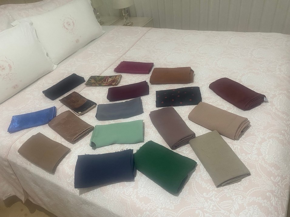 Toplamda 16 şal ve eşarp - Görsel 3