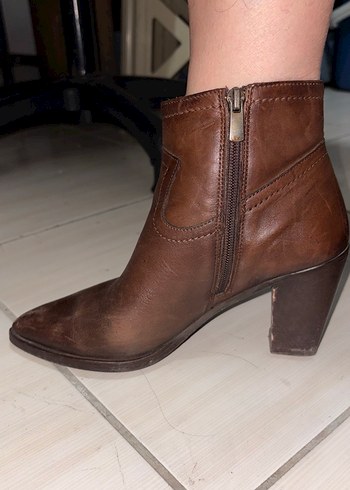 Kahverengi Deri Kadın Topuklu Bot - Görsel 3