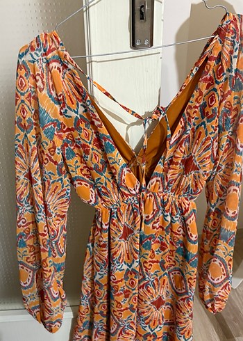 Renkli V Yaka Elbise - Görsel 3