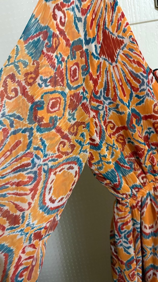 Renkli V Yaka Elbise - Görsel 2