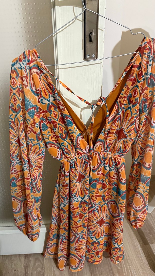 Renkli V Yaka Elbise - Görsel 3