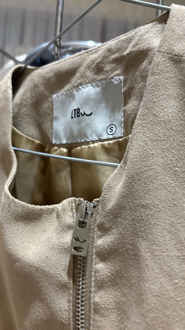 Bej Süet Fermuarlı Kadın Ceket - Görsel 4