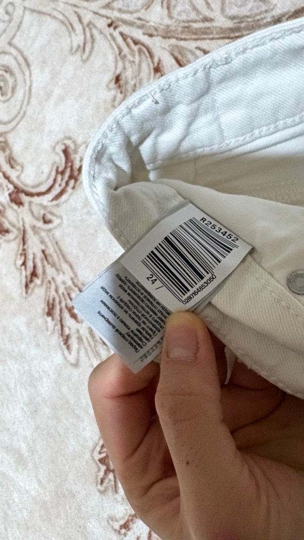 Kadın Beyaz Mini Denim Şort - Görsel 4