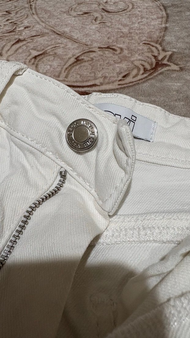 Kadın Beyaz Mini Denim Şort - Görsel 5