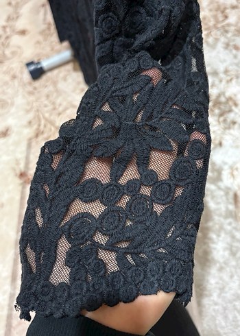 Dantel İşlemeli Siyah Uzun Kollu Bluz - Görsel 6