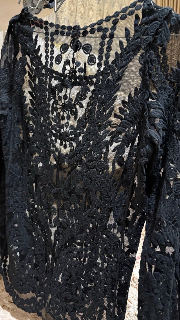 Dantel İşlemeli Siyah Uzun Kollu Bluz - Görsel 5