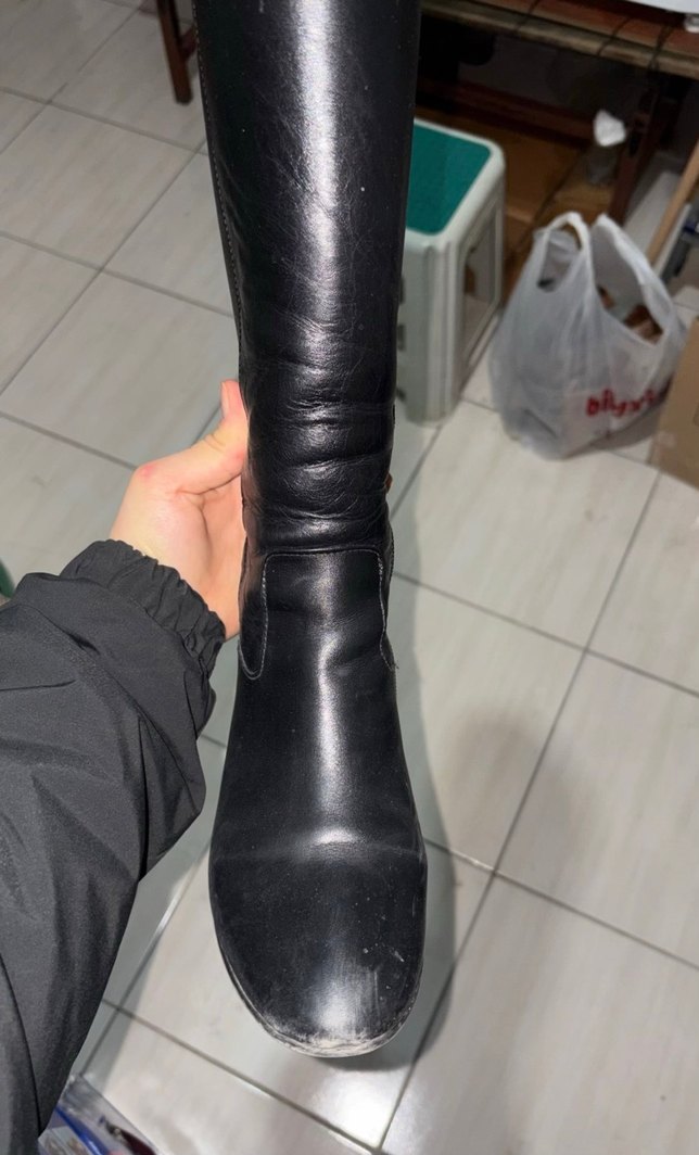 Siyah Deri Diz Üstü Blok Topuklu Bot - Görsel 3