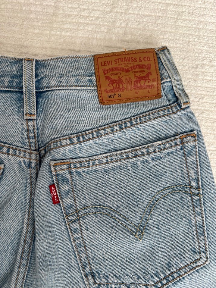LEVİS — görsel 3/8