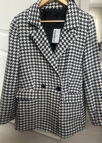 Trendyol & Milla Sikligin Ve Klasikligin Bulustugu Houndstooth Blazer