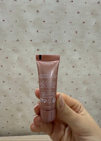 Loreal Lumi Glotion Aydınlatıcı - Görsel 2