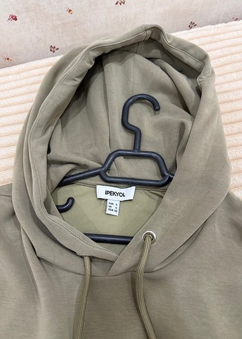 İPEKYOL Haki renk kapüşonlu sweatshirt - Görsel 2