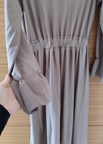 Bej Uzun Kollu Piliseli Kadın Elbise - Görsel 3