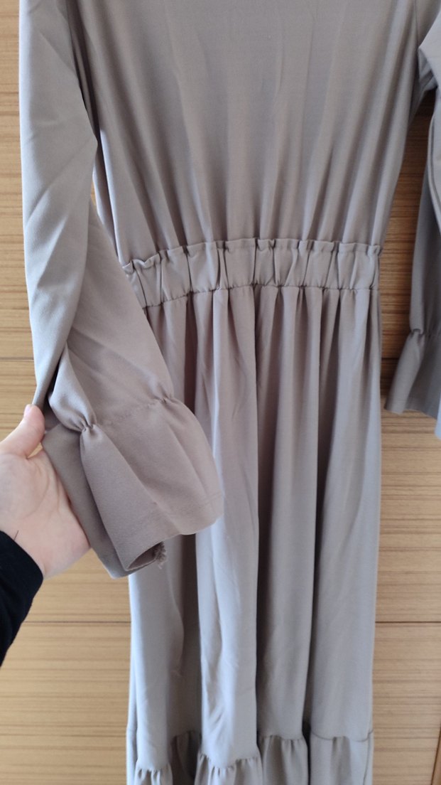 Bej Uzun Kollu Piliseli Kadın Elbise - Görsel 3