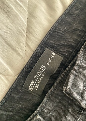 29 Beden Siyah Regular Fit Erkek Denim Pantolon