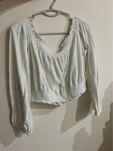 H&M madonna yaka