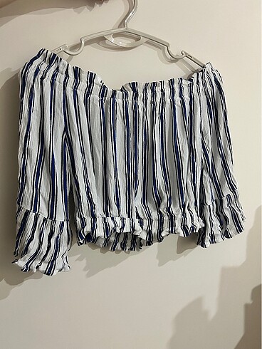 H&M crop