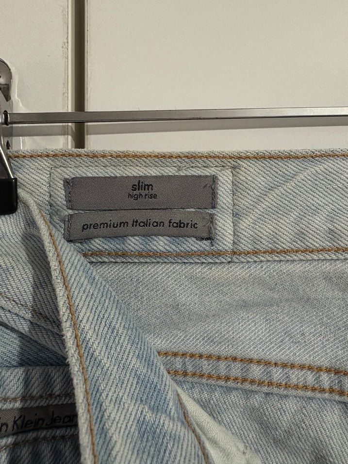 Kadın Gri Yırtık Denim Jean - Görsel 3