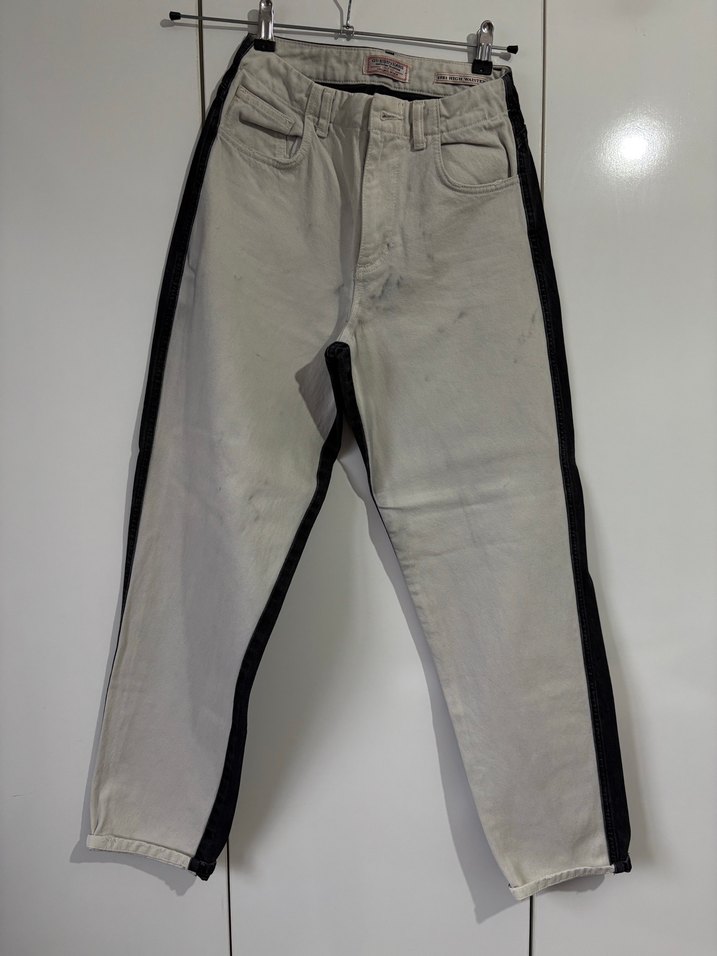 Gri Düğmeli Yüksek Bel Denim Jean - Görsel 2