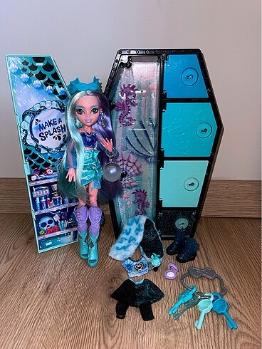 Monster High-Lagoona Skulltimate