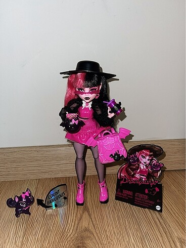Monster High-Draculaura