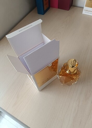 Beden MILLION GOLD FOR HER BAYAN 90 ML