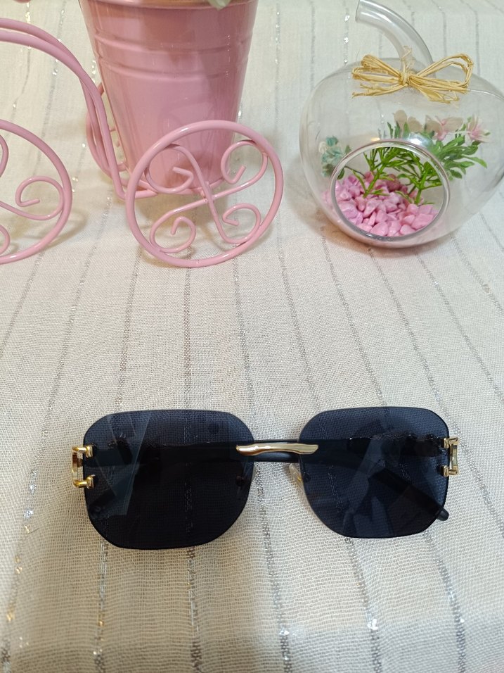 CARTİER bayan güneş gözlüğü - Görsel 2