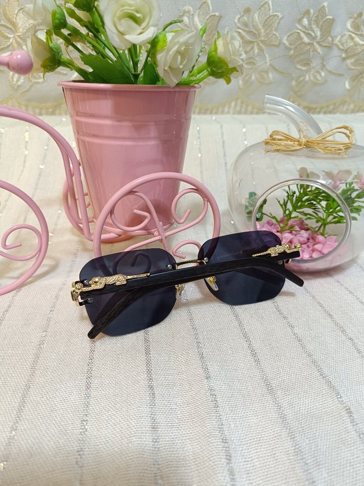 CARTİER bayan güneş gözlüğü - Görsel 3